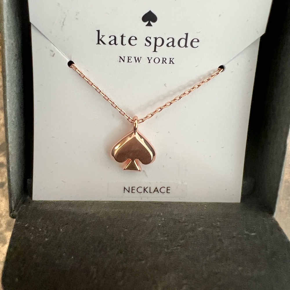 Kate Spade Rose Gold Spade Symbol Necklace NIB - Picture 2 of 7